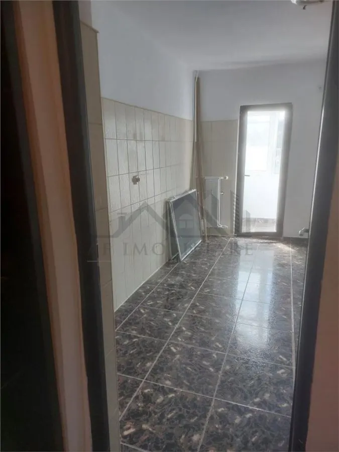 Appartement 1 Chambre, Frumoasa - Boulevard Poitiers - foto 3