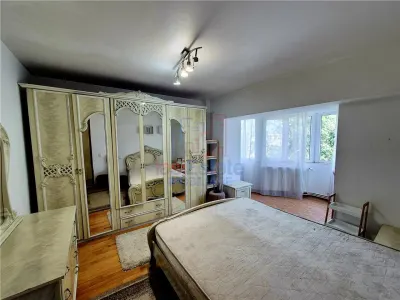 3-Bedroom Apartment with Separated Layout, Explanada Nicolina - Iasi