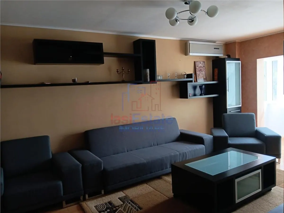 Appartement Trois Chambres, Premier Étage, Bd. Poitiers, Frumoasa - foto 17