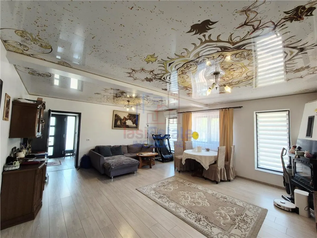 Maison Individuelle à Vendre à Aroneanu - foto 4