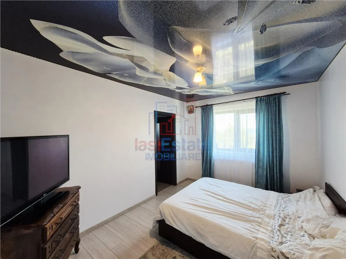 Maison Individuelle à Vendre à Aroneanu - foto 6