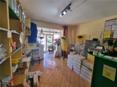 Local Commercial 20 m² à Nicolina - foto 3