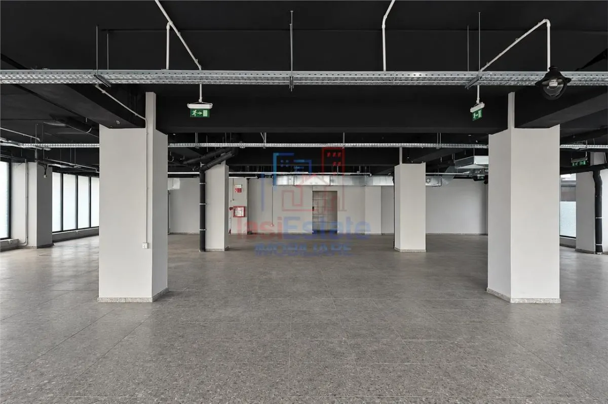 Local Commercial 435 m² – Surface Généreuse - foto 1