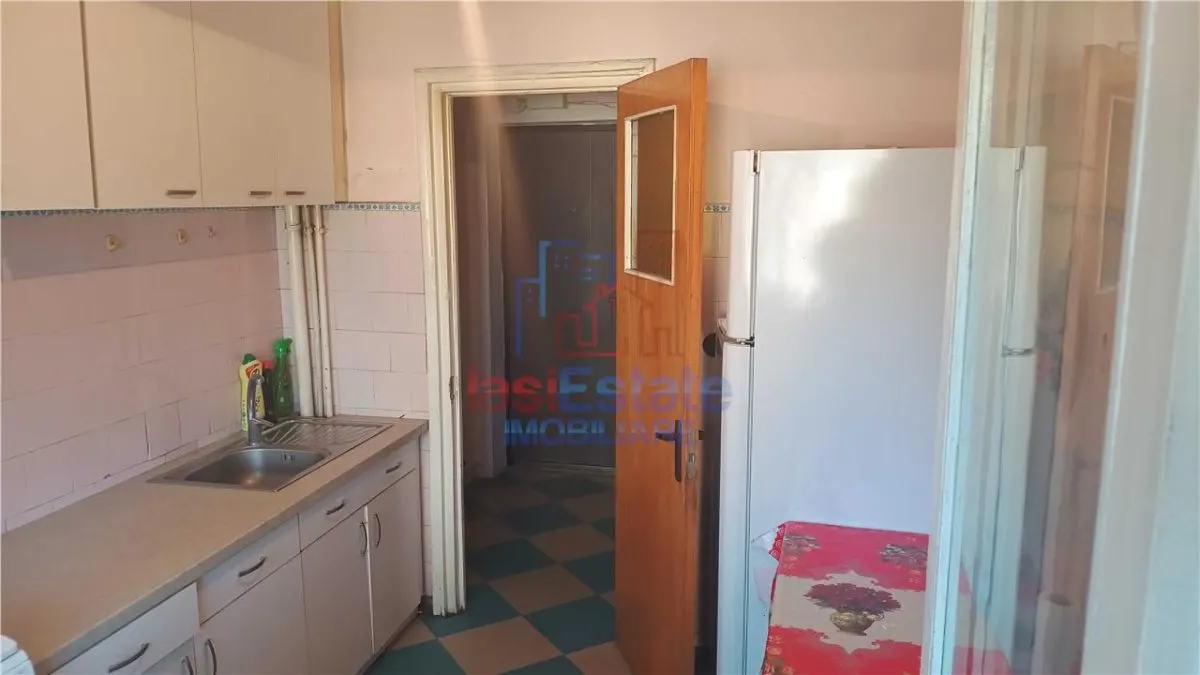 Appartement Quatre Pièces, Boulevard Independentei, Iași - foto 5