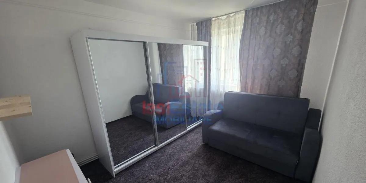 Appartement Deux Chambres, Hala Centrala - foto 1