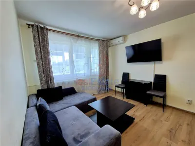 Appartement Lumineux de 3 Pièces avec Vue Remarquable à Tătărași - foto 3