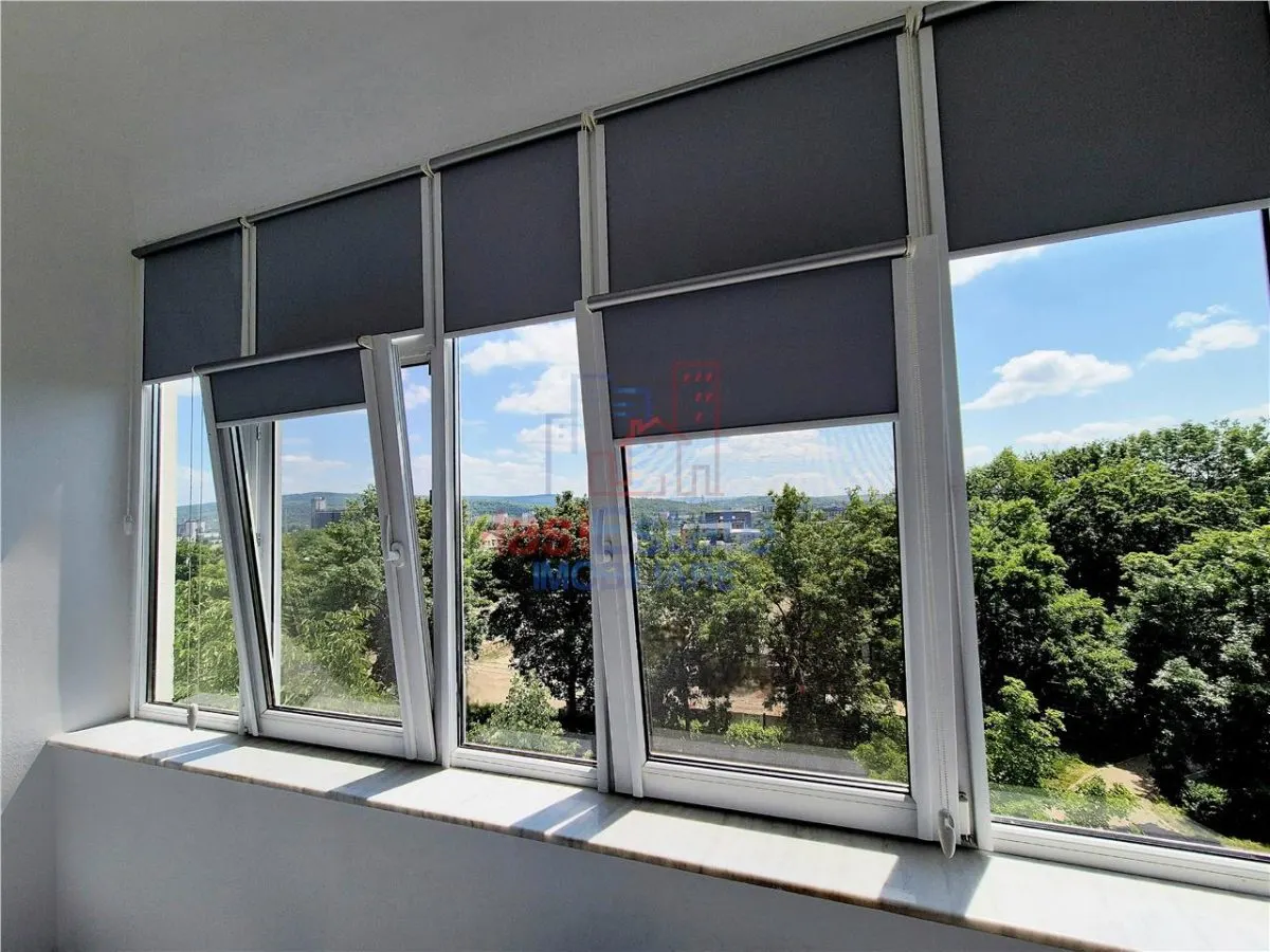 Appartement Lumineux de 3 Pièces avec Vue Remarquable à Tătărași - foto 4