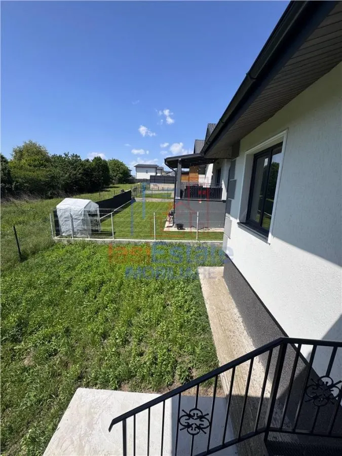 Maison d'Exception 4 Chambres avec 2 Salles de Bain, Cave et Terrasse à Valea Adanca - foto 2