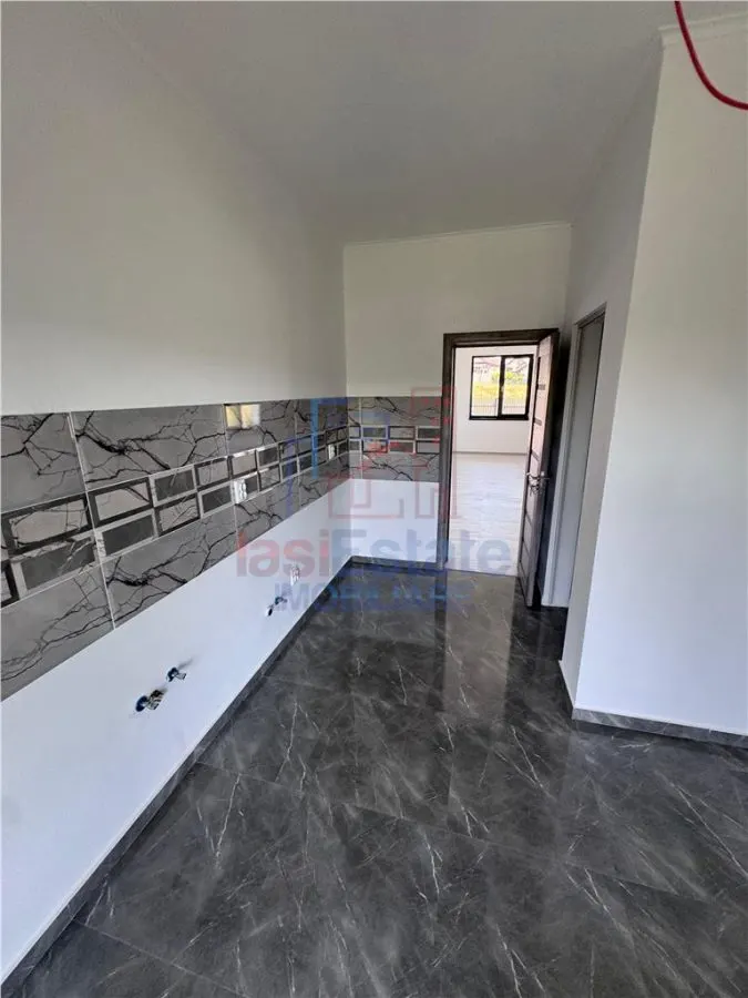 Maison d'Exception 4 Chambres avec 2 Salles de Bain, Cave et Terrasse à Valea Adanca - foto 12