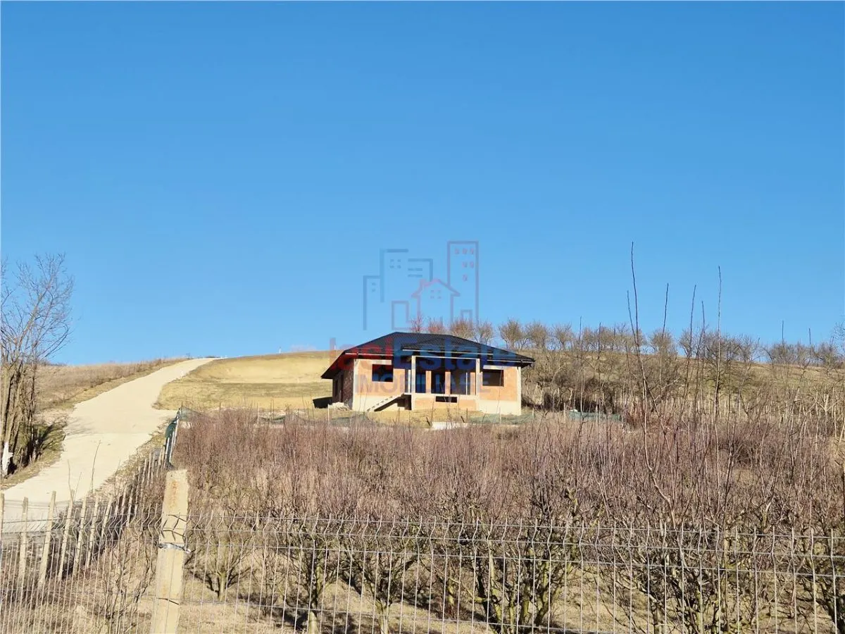 Detached House with Stunning Forest Views - foto 1