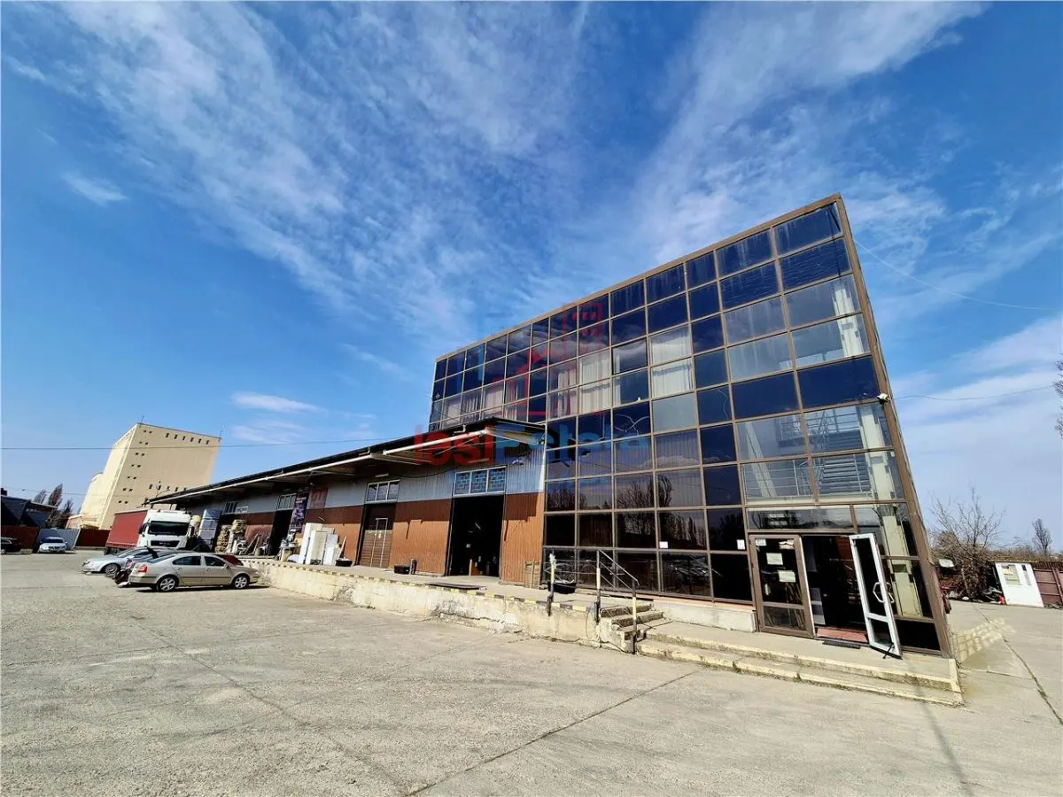 Hall Industriel Moderne – 2.500 m² Construits, 5.000 m² Terrain, Accès Poids Lourds - foto 1