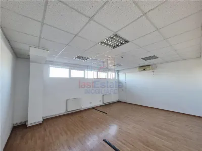 Hall Industriel Moderne – 2.500 m² Construits, 5.000 m² Terrain, Accès Poids Lourds - foto 5