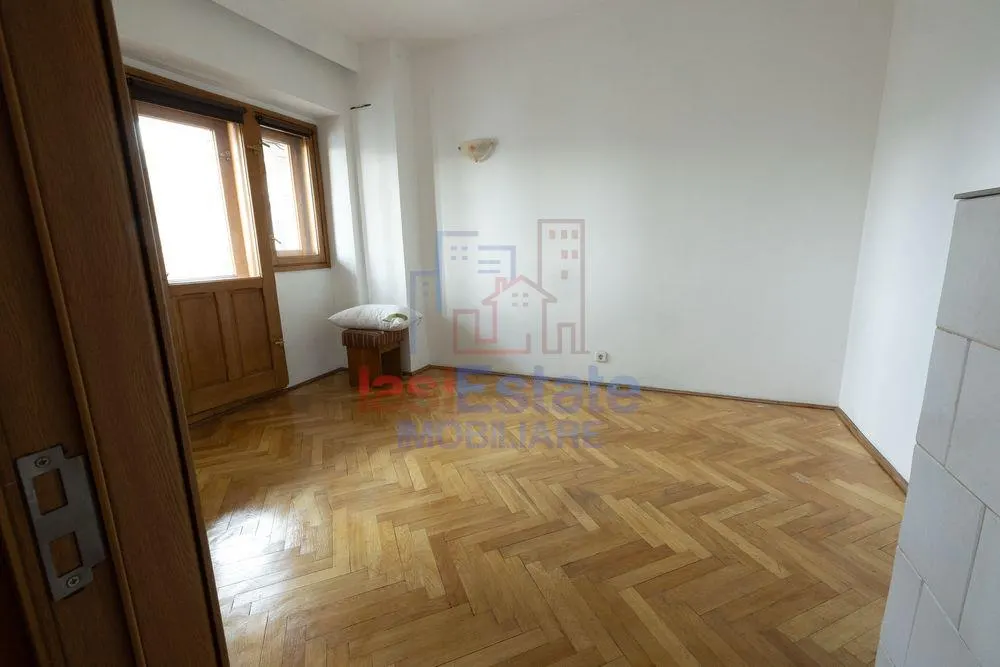 Appartement 4 Pièces, Palas – Sf Lazăr, Iași - foto 3