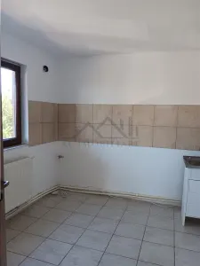 Villa P+1, 193 sqm habitables, terrain 300 sqm, tous services, Lunca Cetatuii - foto 13