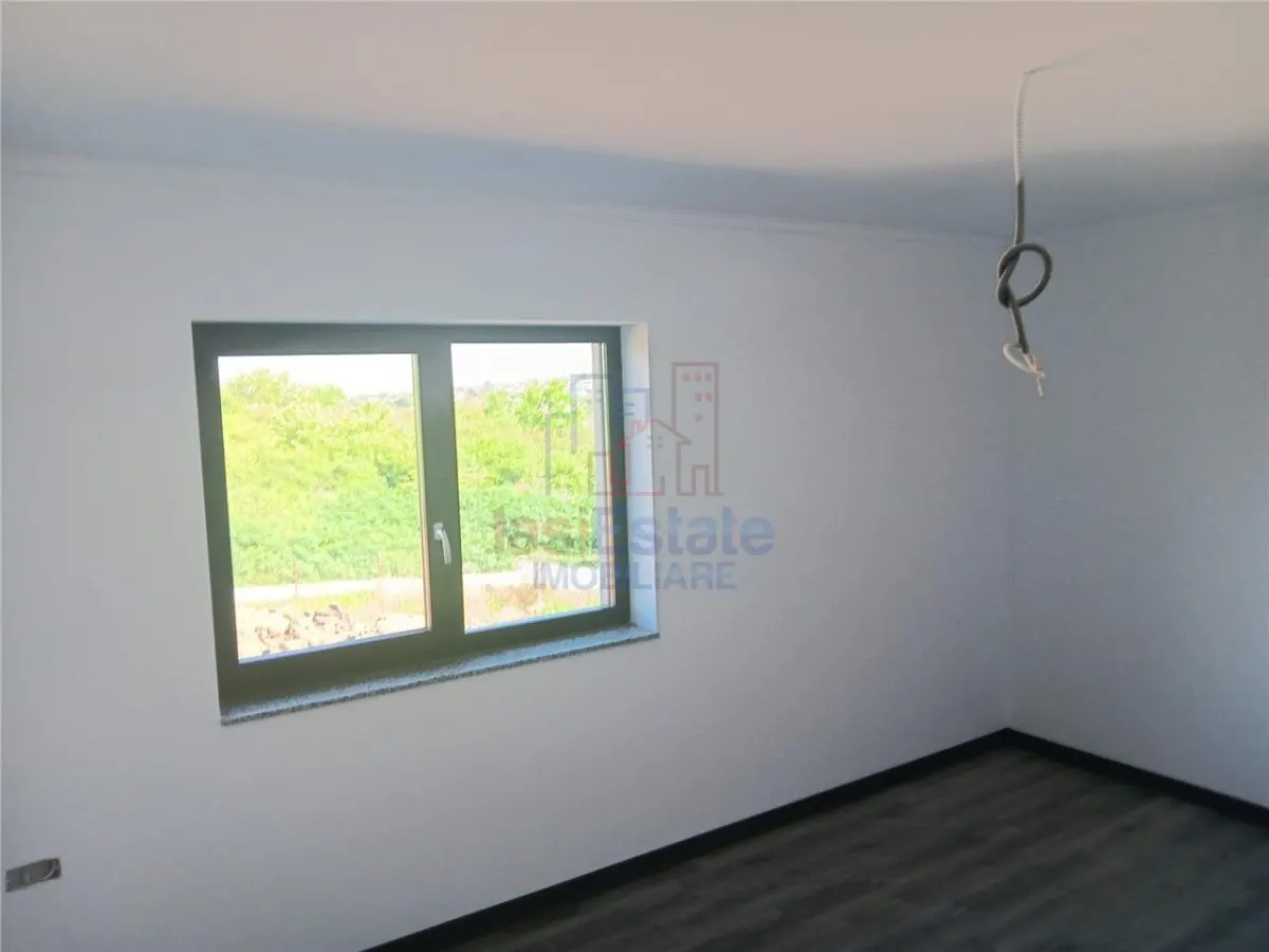 Villa Valea Adanca P+E 114sqm Útiles | Parcela 330sqm - foto 17