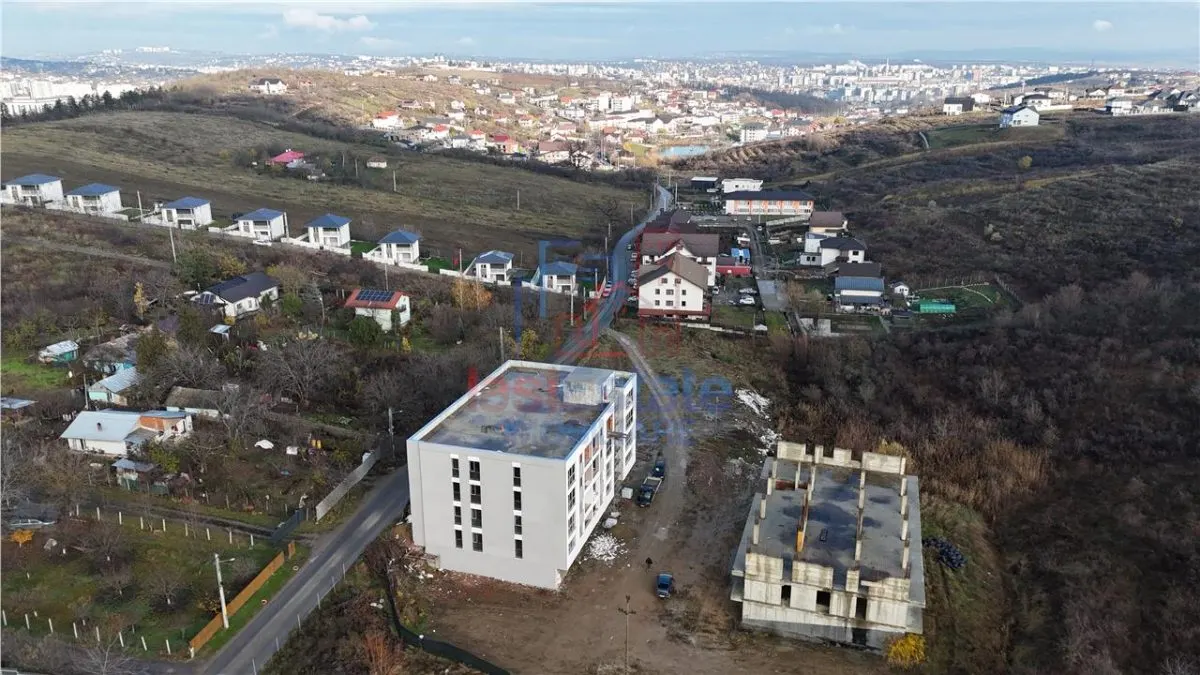 Appartement 3 Chambres, Hlincea, Rez-de-chaussée Surélevé, 83 sqm - foto 3