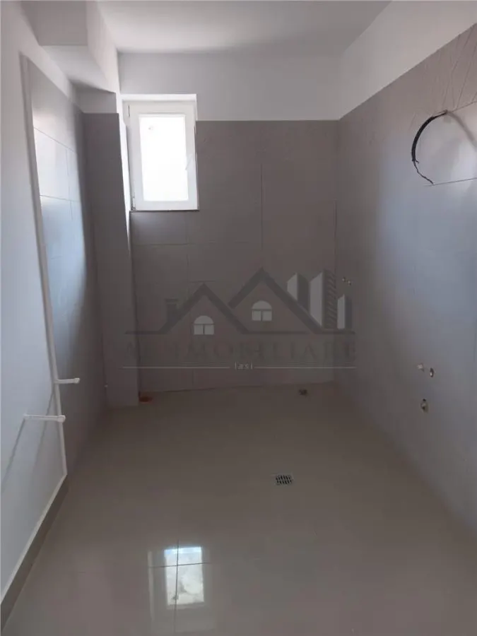 即时入住 | 钥匙交付 | 维萨尼 P+1 双层别墅，主街道位置 - foto 7