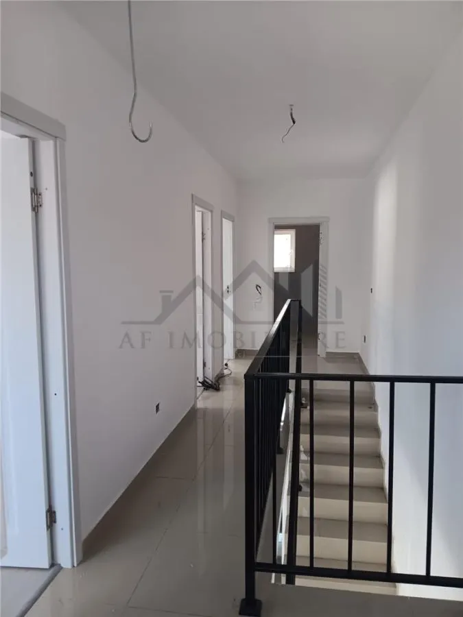 即时入住 | 钥匙交付 | 维萨尼 P+1 双层别墅，主街道位置 - foto 8