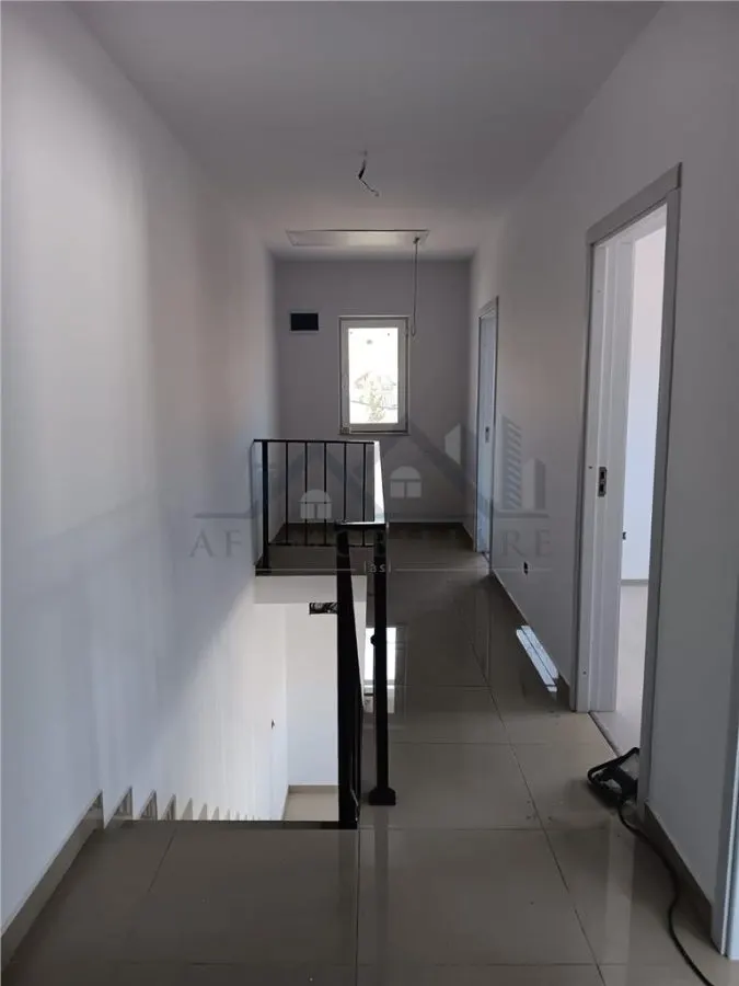 即时入住 | 钥匙交付 | 维萨尼 P+1 双层别墅，主街道位置 - foto 10