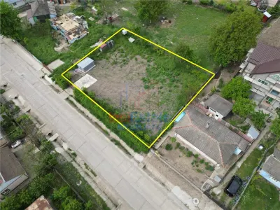 Terrain à Bâtir 800 m² Accès Asphalté et Toutes les Utilités – Rediu, Iași - foto 4
