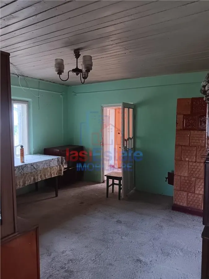 Vorovesti, Principala Street: 1200 sqm Land with Historic House and All Utilities - foto 5
