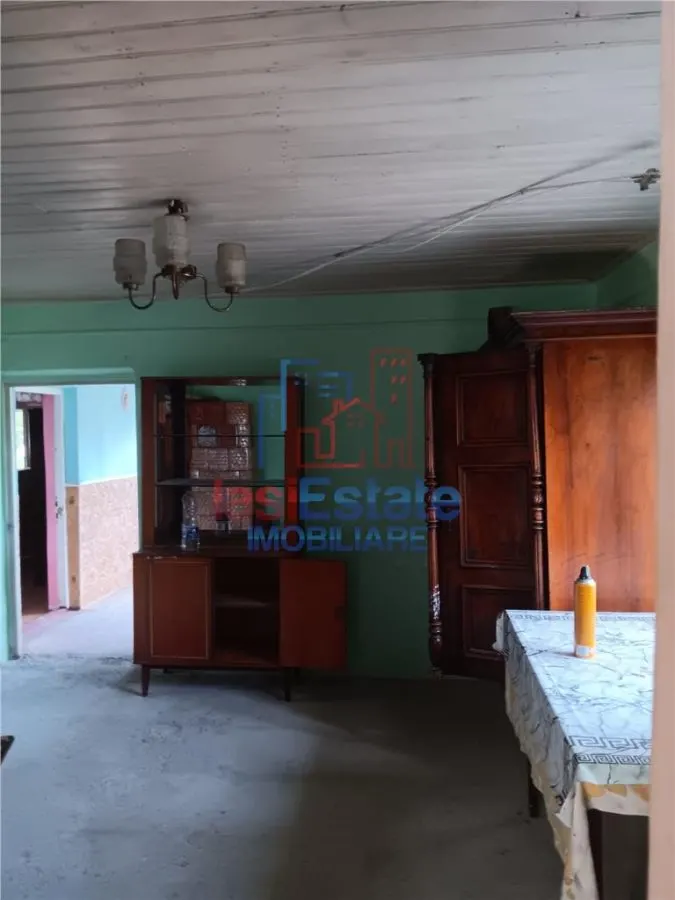 Vorovesti, Principala Street: 1200 sqm Land with Historic House and All Utilities - foto 6