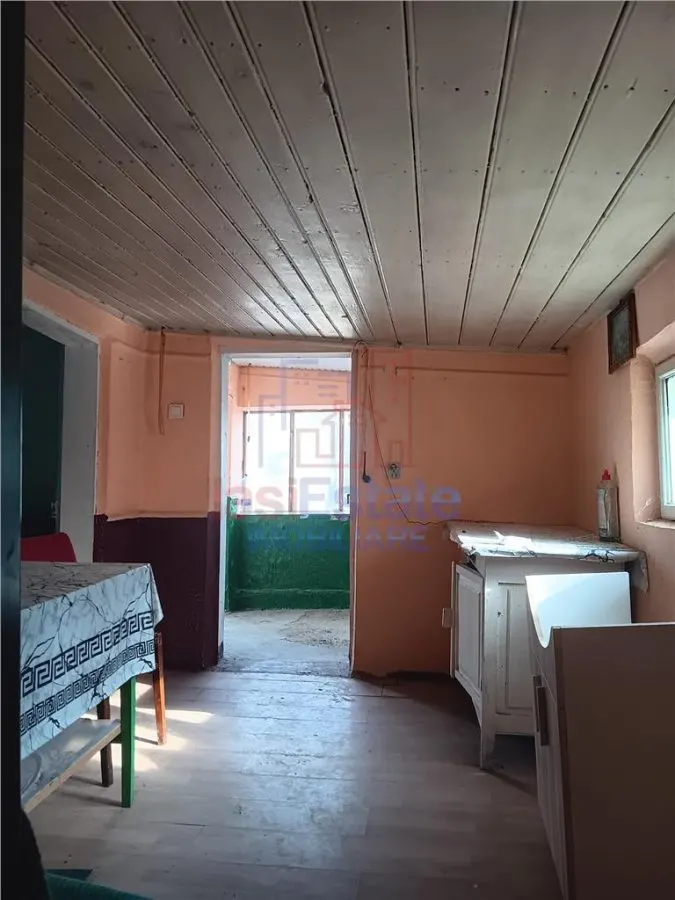 Vorovesti, Principala Street: 1200 sqm Land with Historic House and All Utilities - foto 10