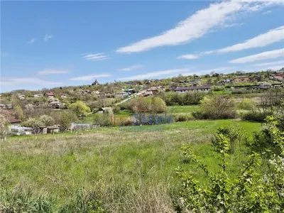 Terrain Constructible 1.220 m², Orzeni - Holboca - foto 2