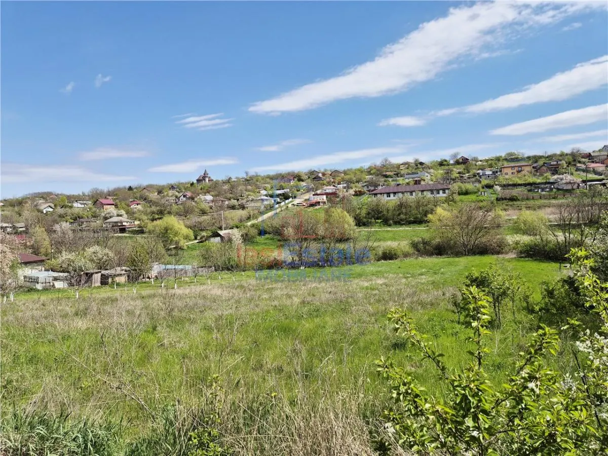 Terrain Constructible 1.220 m², Orzeni - Holboca - foto 2