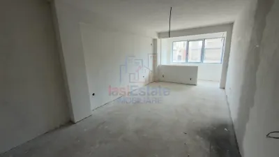 Appartement 2 pièces à Hlincea avec balcon - foto 2