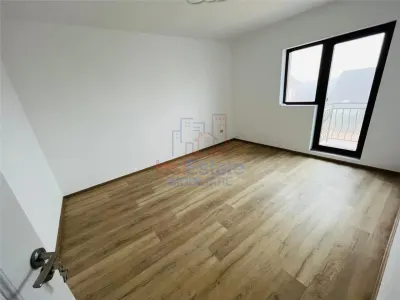 Appartement 2 Pièces avec Agencement Indépendant, Capat Cug - foto 2