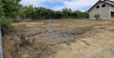 Terrain à Bâtir Miroslava - foto 4