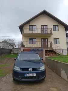 €119,000 | دومبرافا، تشيوريا | فيلا P+M | 120 متر مربع | قطعة أرض 300 متر مربع - Dumbrava (Ciurea)