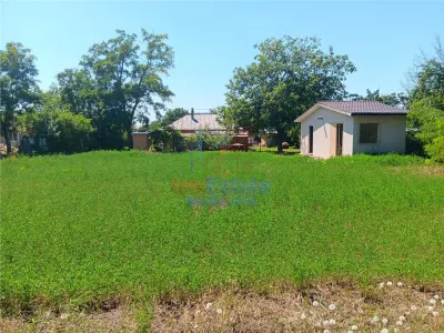Popricani Terrain 949m² à 250m de la Route Principale - foto 2