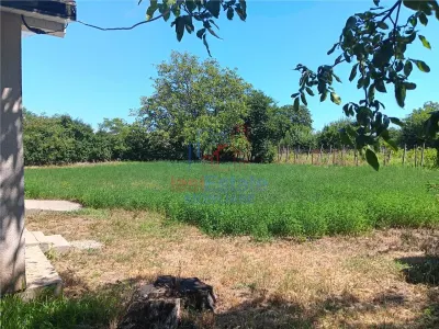 Popricani Terrain 949m² à 250m de la Route Principale - foto 6