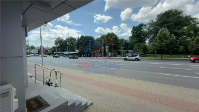 Local Commercial à Targu Cucu, Emplacement Premier sur Boulevard - foto 6