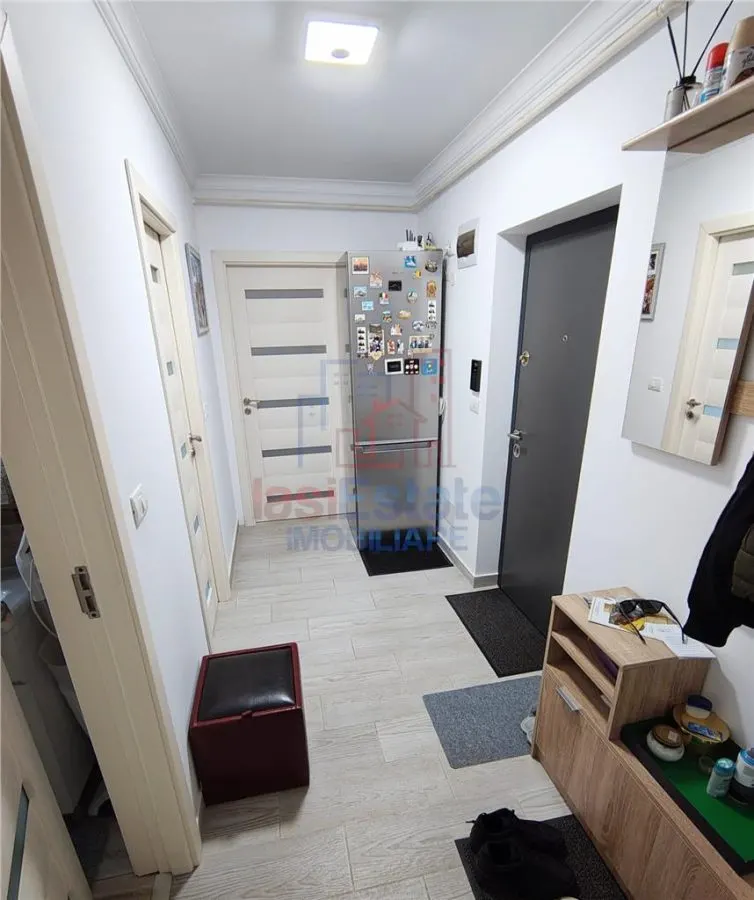 Rue Dealul Zorilor, Păcurari - Appartement 2 Chambres avec Parking - foto 1