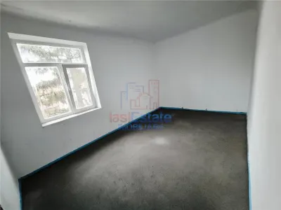 Échange Appartement 2 Pièces à Copou + Différence pour Maison à Copou - Iasi
