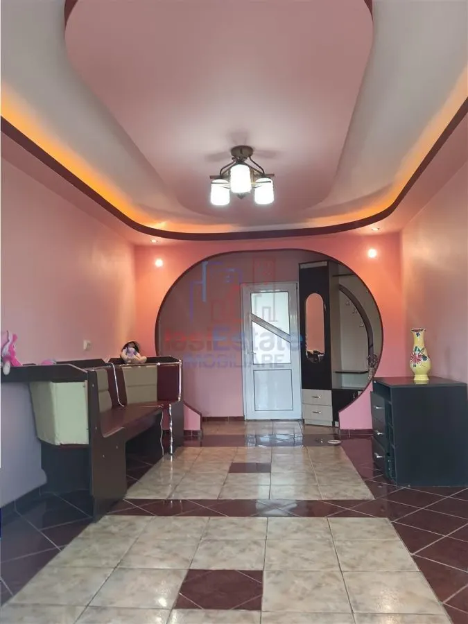 Villa Carlig D+P+M, 354sqm, Terrain 761sqm, 6km de Podu De Fier - foto 7