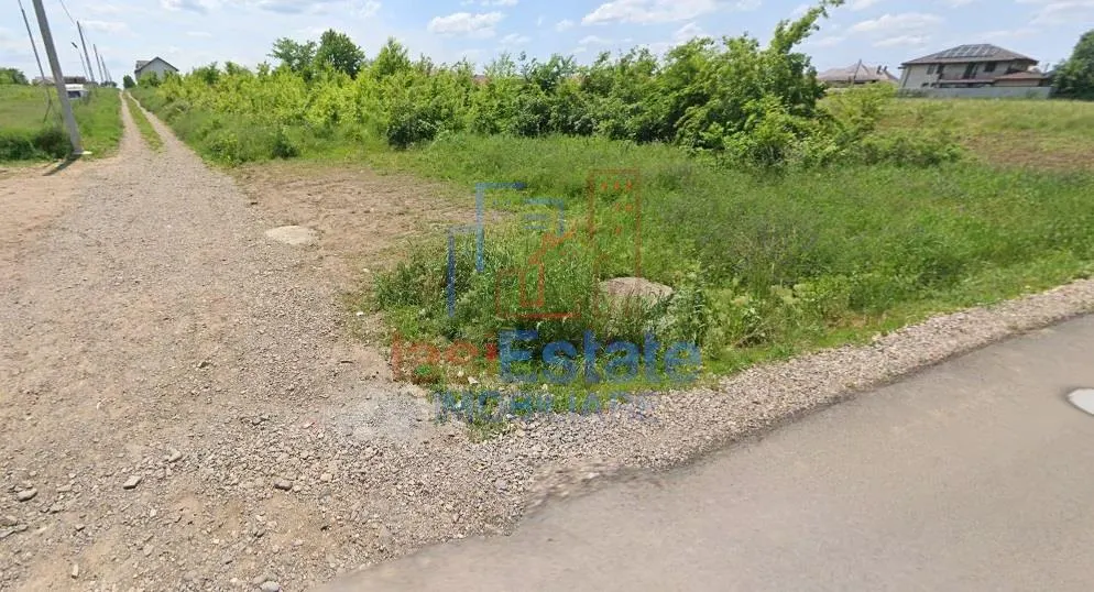 Exceptional Opportunity: Valea Ursului Forest-Adjacent Land 2,840 sqm with Full Utilities - foto 3
