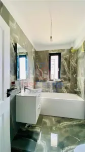 Appartement 1 Chambre, Hlincea, 40 m² avec Parking - foto 12