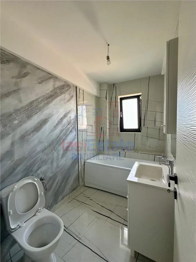 Appartement 1 Chambre, Hlincea, 40 m² avec Parking - foto 14