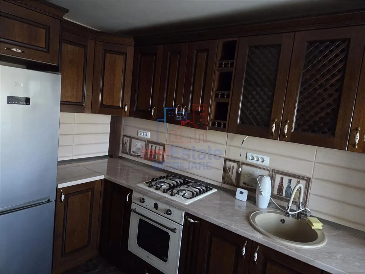 Appartement Trois Chambres, Quartier Nicolina, Iași - foto 6