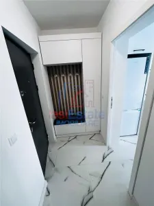 卡帕特库格区一卧室公寓配停车位 - Iasi