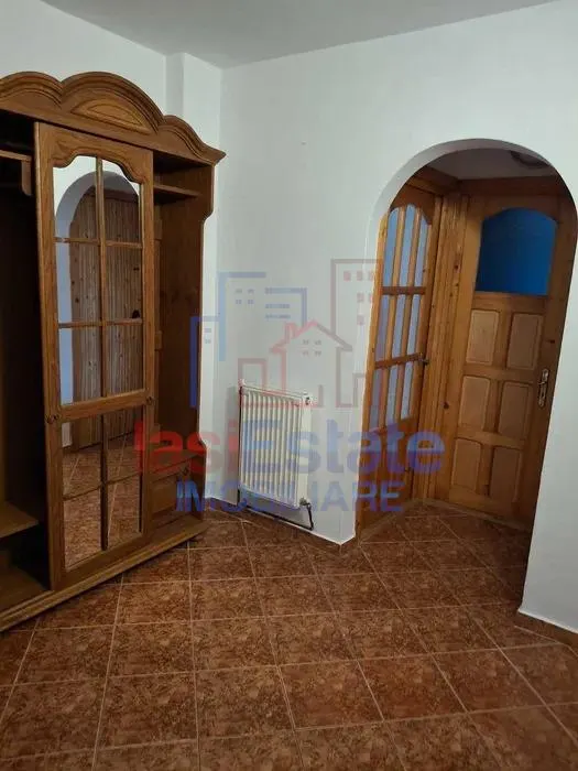 Appartement Deux Chambres Nicolina - Prima Statie - foto 3