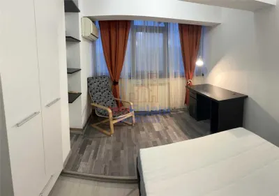 Appartement deux pièces, Centre Civique - Iasi