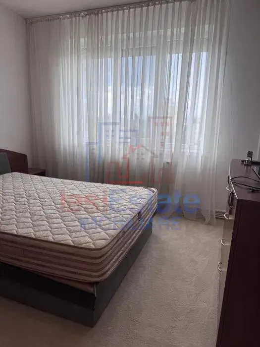Appartement 3 Pièces Alexandru cel Bun - foto 3