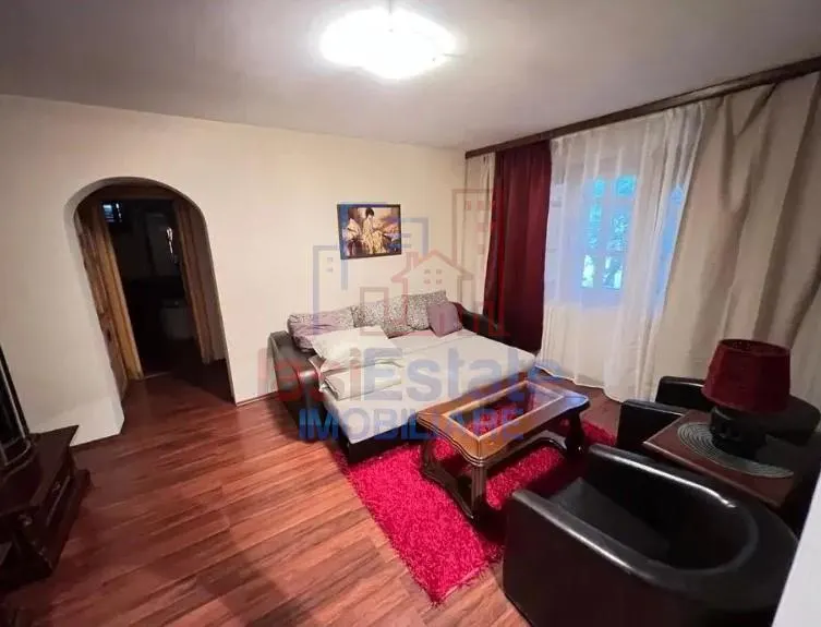 Apartamento de 3 Dormitorios, Podu Ros - foto 1