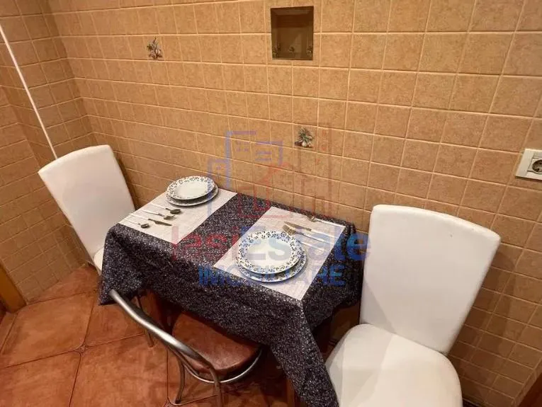 Apartamento de 3 Dormitorios, Podu Ros - foto 5