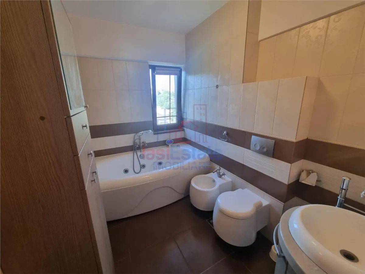 Appartement Spacieux 2 Chambres avec Belle Vue - foto 8